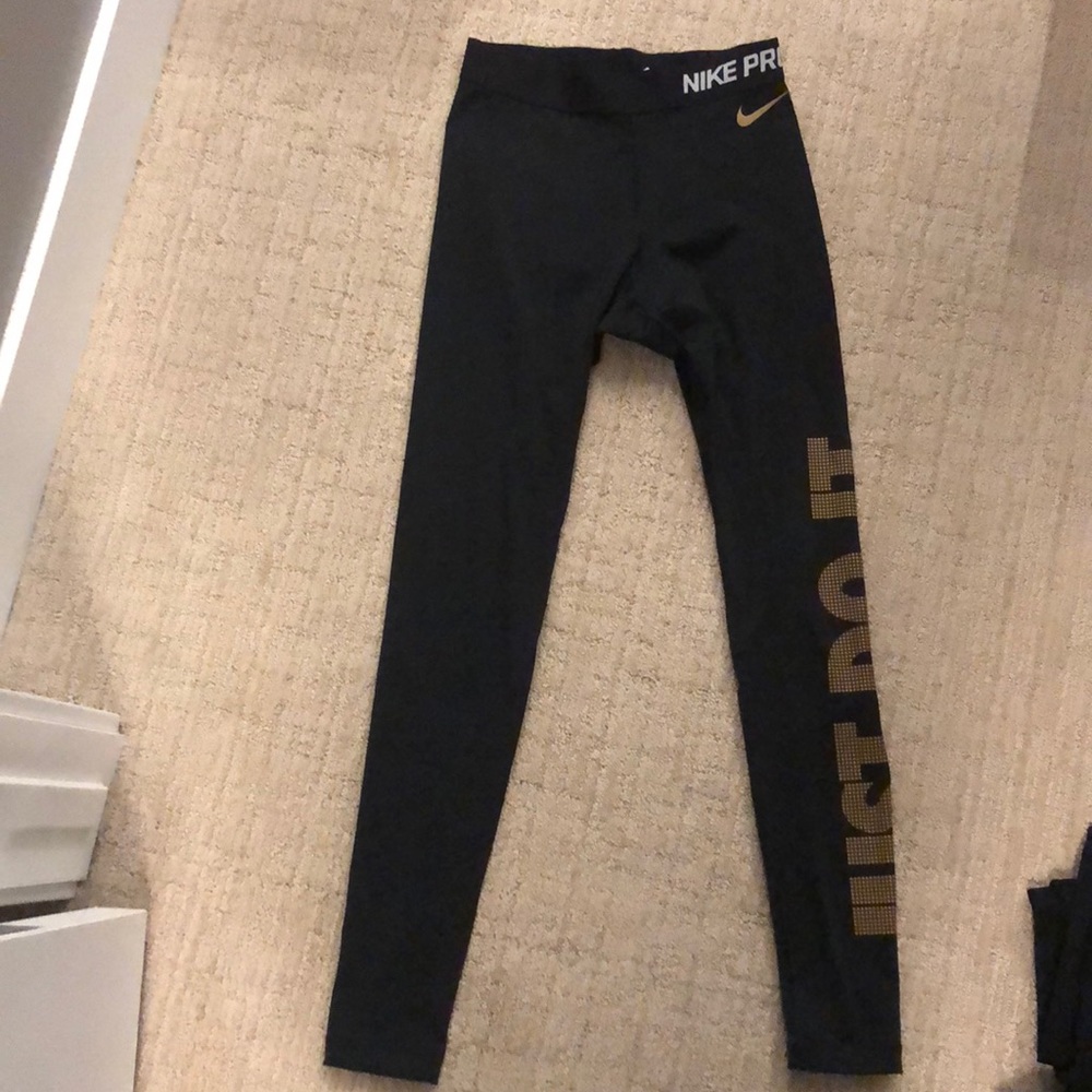 Nike Pro Workout Pant